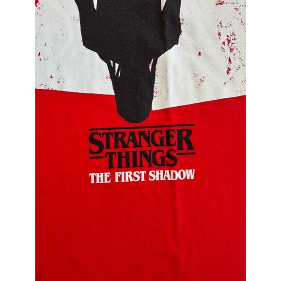 Netflix Stranger Things Adults Shirt Size S - Picture 2 of 4